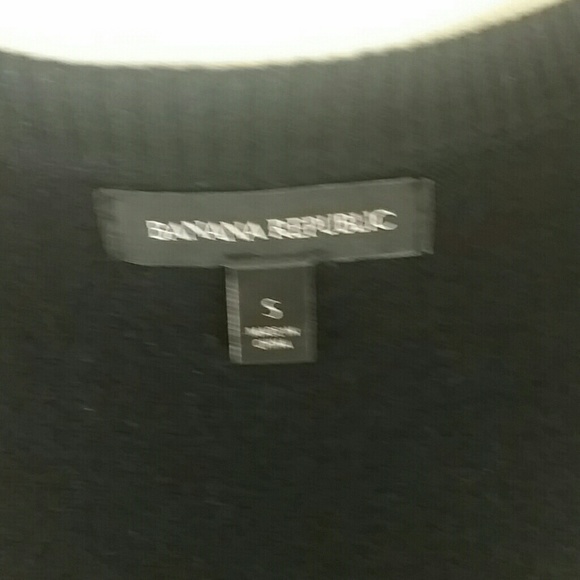 Banana Republic black zip up sweater - Picture 6 of 6